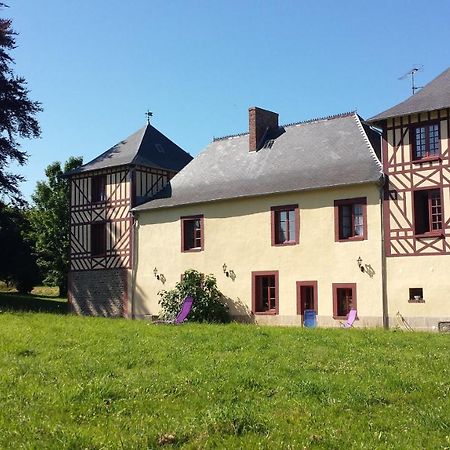 Bed and Breakfast Le Manoir Des Arts Saint-Samson-de-Bonfosse Экстерьер фото
