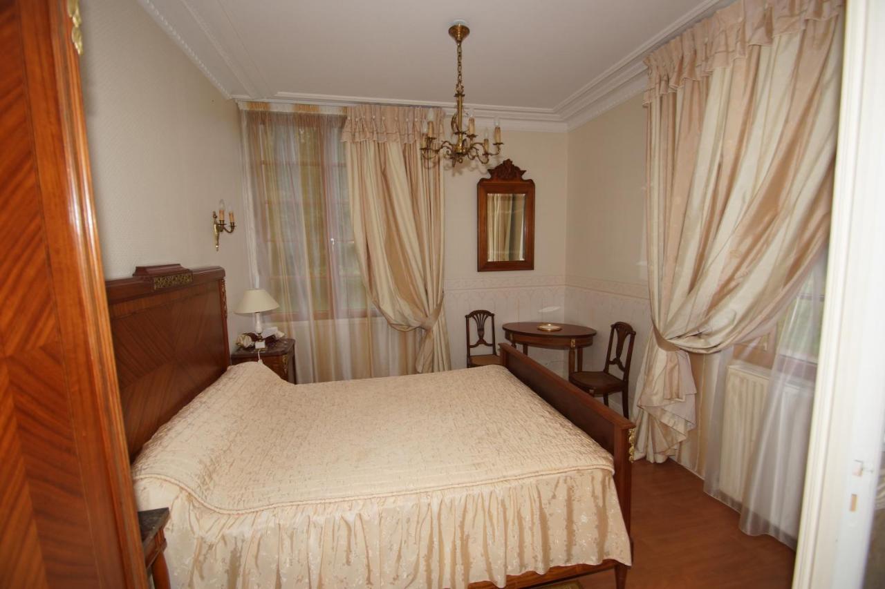 Bed and Breakfast Le Manoir Des Arts Saint-Samson-de-Bonfosse Экстерьер фото
