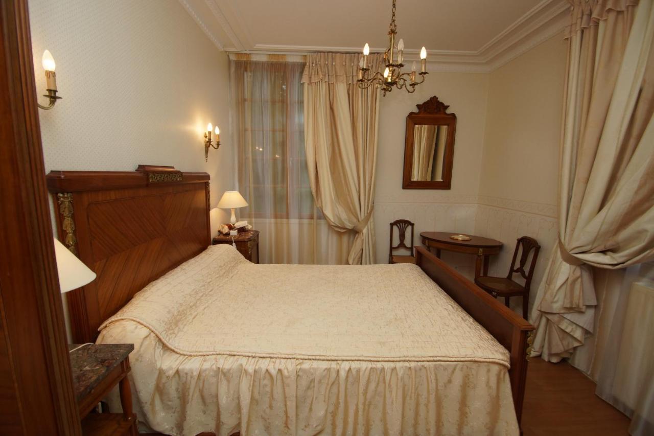 Bed and Breakfast Le Manoir Des Arts Saint-Samson-de-Bonfosse Экстерьер фото